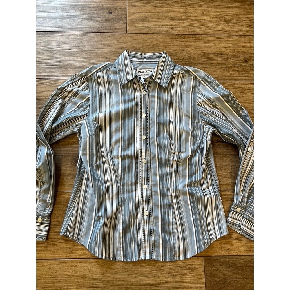 Pendleton Shirt Womens Small Blue Striped Casual Button Up Ladies Cotton